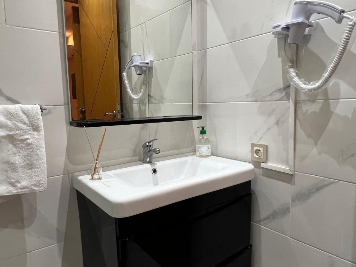 Bel Appart+2 Room+Wifi+Gare Casa Voyageur+Tram Casablanca Esterno foto